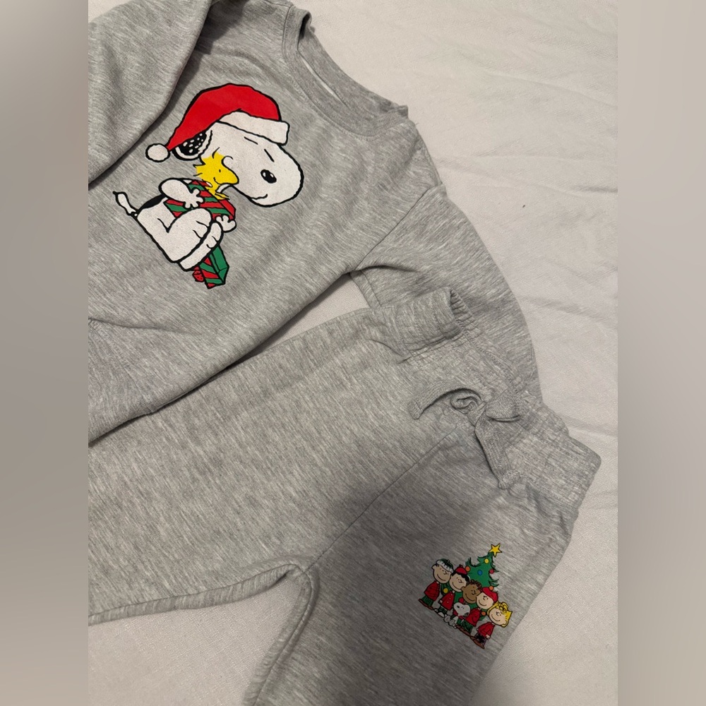 Gray Snoopy Christmas Set size 3T